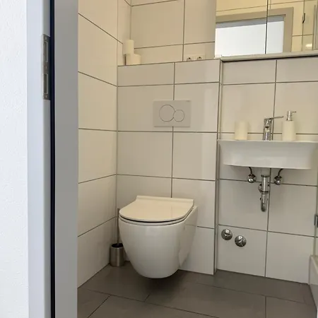 Nujen- Und Zuffenhausen Διαμέρισμα