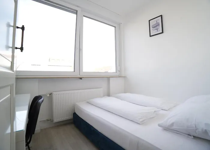 Nujen- Und Zuffenhausen Appartement *